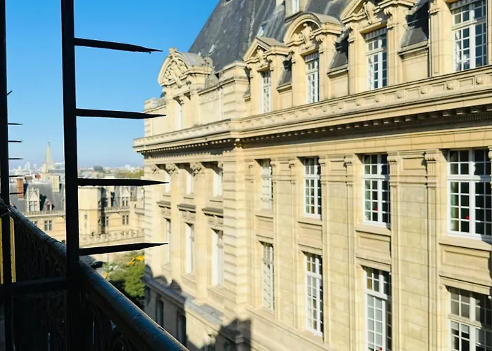 Cosy Studio With Balcony Paris Center - Sorbonne - Pantheon - Notre-Dame