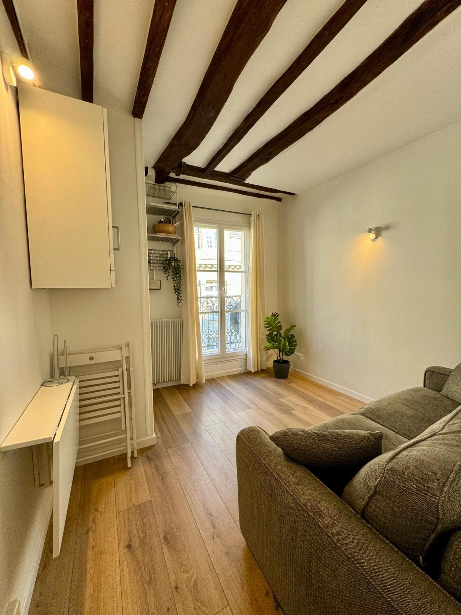 Cosy With Balcony Center - Sorbonne - Pantheon - Notre-dame Appartement Parijs